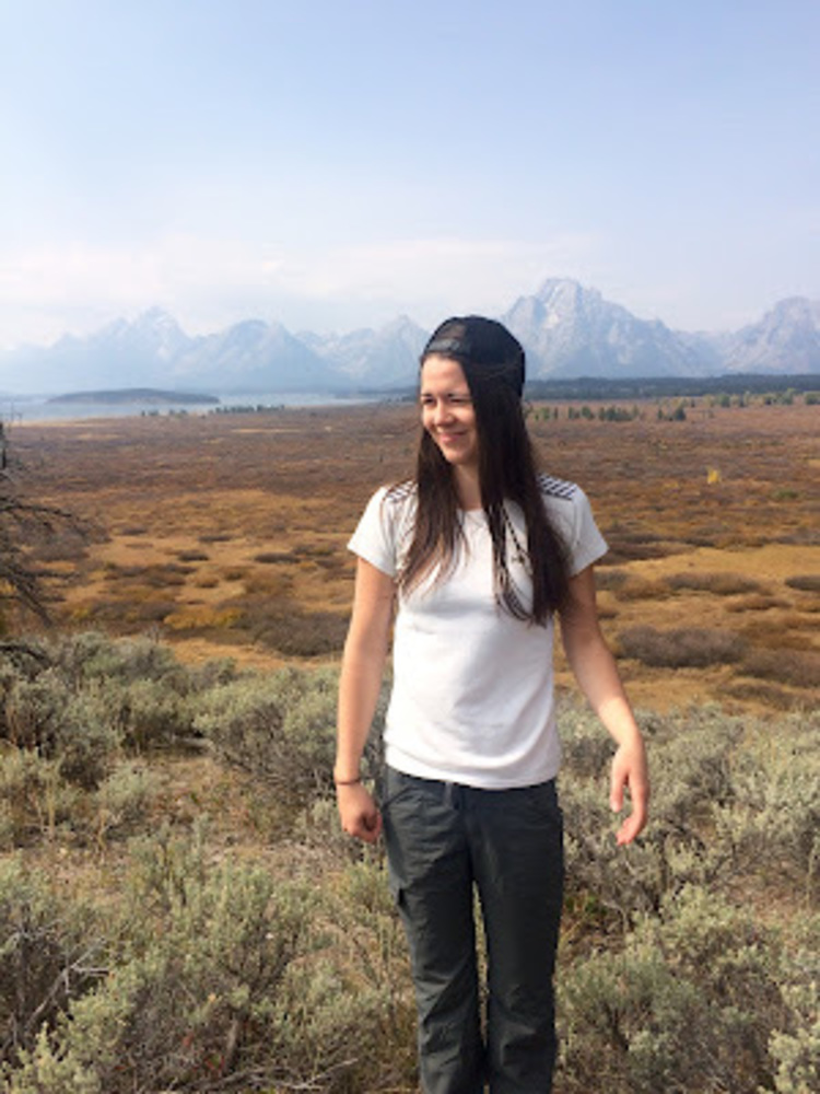 Meet your Posher, Sierra